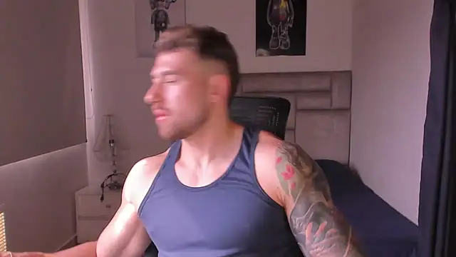 paul_rogerr live sex cam