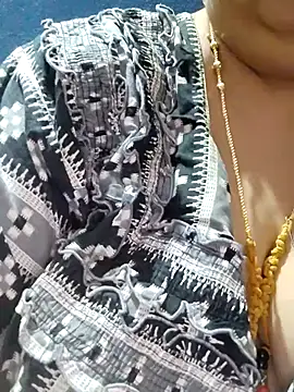 tamilthanushri's cam snapshot