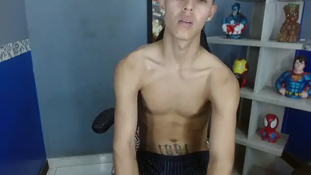 Ethan_Jamees live sex cam