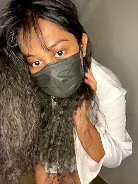 Monica__Bellucci__ live sex cam