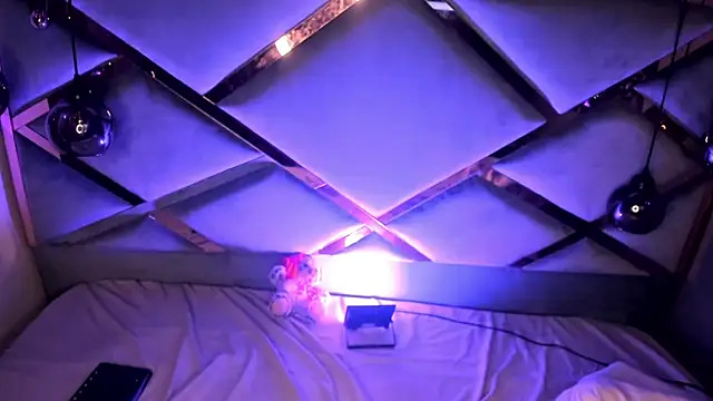 OliIverr22 live sex cam