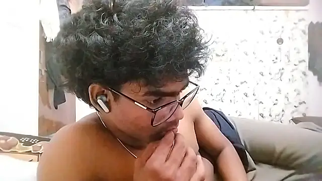 Rahulisagoodguy live sex cam