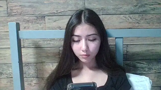 Virginia_Hicks live sex cam