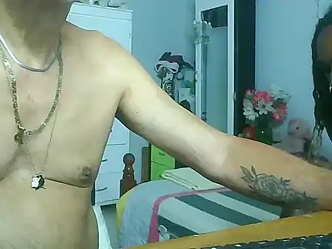 dirtysluttyfist live sex cam