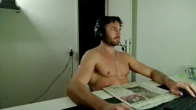alpha-hunk live sex cam
