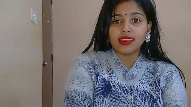 Cute-Simmi69 live sex cam