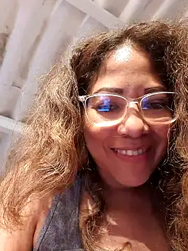 mila38's cam snapshot