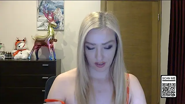 Wild_Silk_Desire's cam snapshot