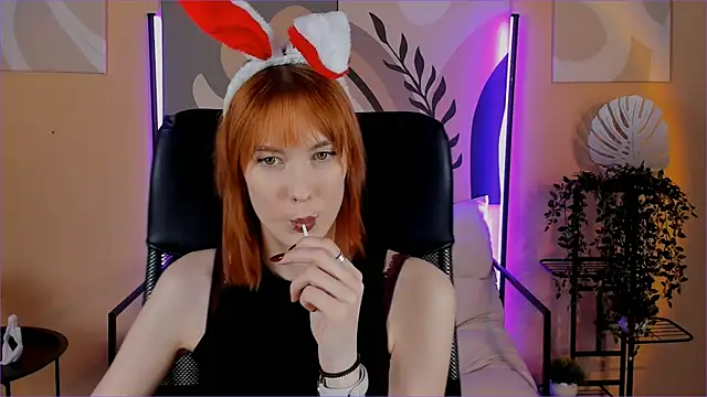 SierraHarper's cam snapshot