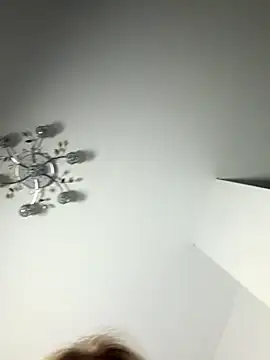 -RIVIERA-'s cam snapshot