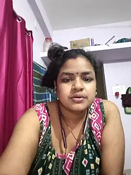 Deborbhavi222 live sex cam