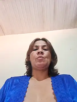 Zaralu_ live sex cam