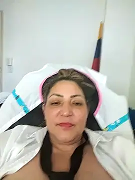 Lunita86 live sex cam