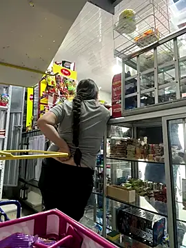 IAM_VALERI live sex cam