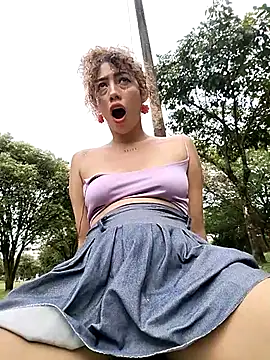 roxyrougee live sex cam