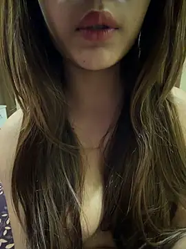 Queen_Shanuu live sex cam