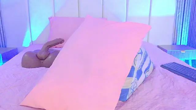 sh_malala's cam snapshot