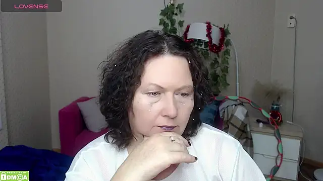 milf_hornys's cam snapshot