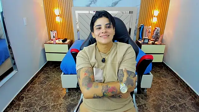 KAROLLJONES1's cam snapshot