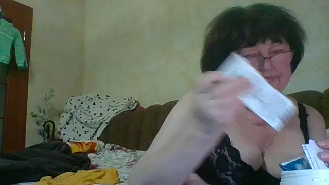 MilaSky5303's cam snapshot