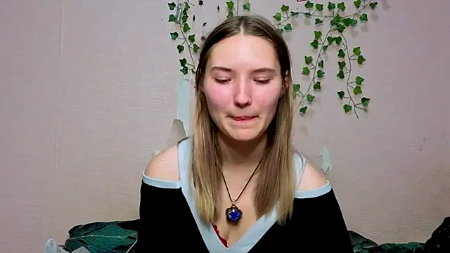 _kikiclark__'s cam snapshot