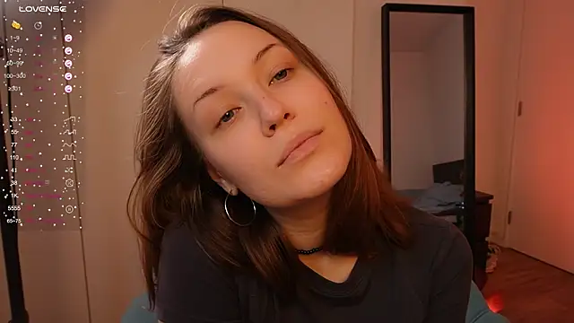 NeonyMuse's cam snapshot