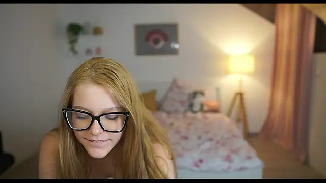 lisa_mccoy_'s cam snapshot