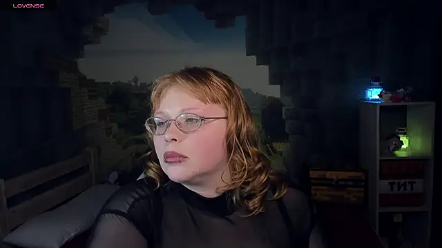 LottieReed's cam snapshot