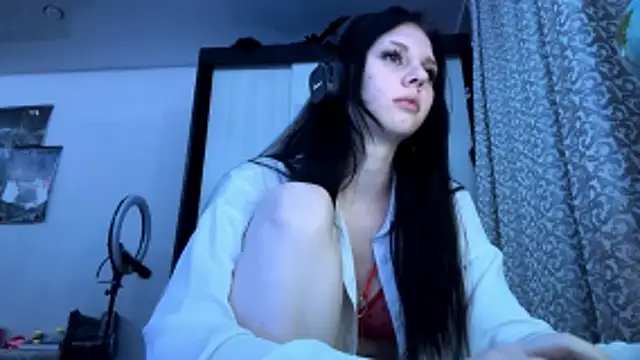 AnGallo's cam snapshot