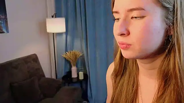 MowasaBritten's cam snapshot