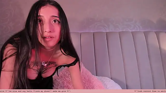 Evabellee's cam snapshot