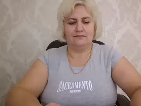 AngelaFamez's cam snapshot