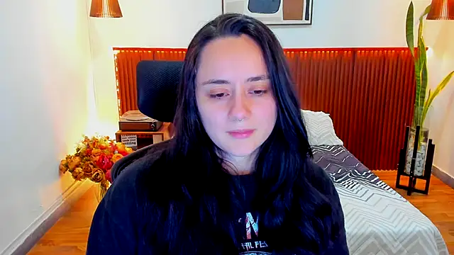 KatherineBond's cam snapshot