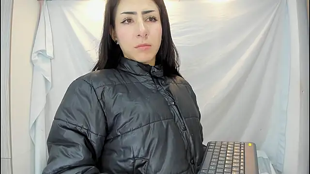 Mhelanny2's cam snapshot