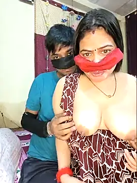 hot_couplea's cam snapshot