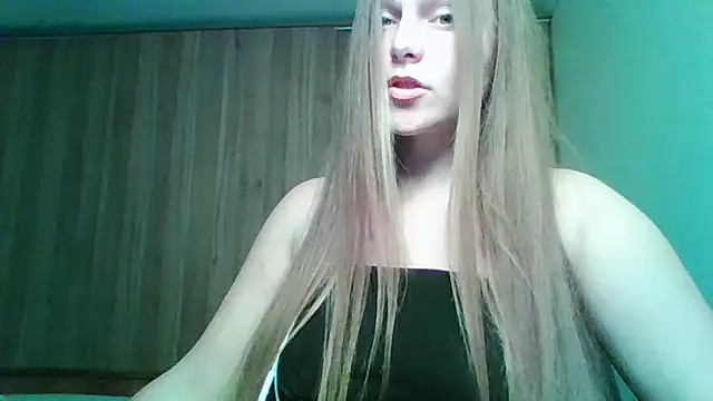 Evasapples's cam snapshot