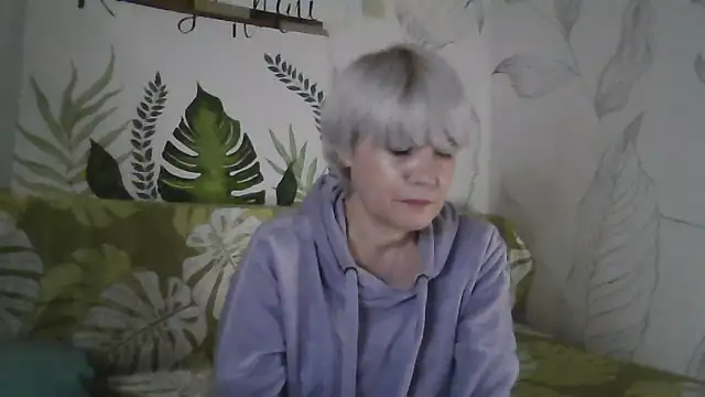 Catty_Lady's cam snapshot