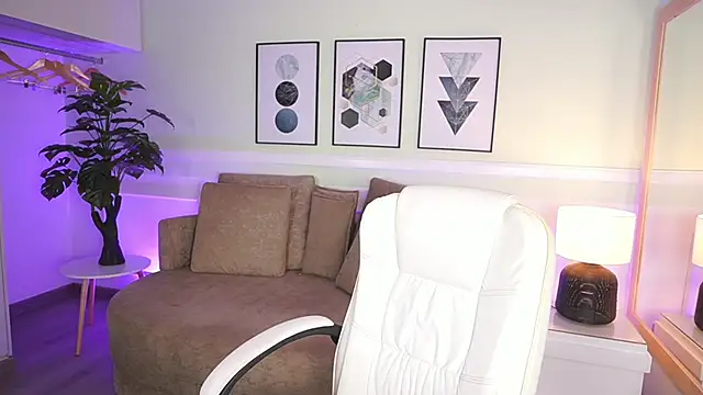 EmilyTurneer's cam snapshot