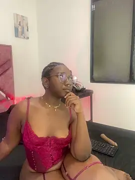 ZahhyGrey's cam snapshot