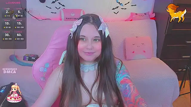 Lolisuccub's cam snapshot