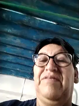 clarita_01's cam snapshot