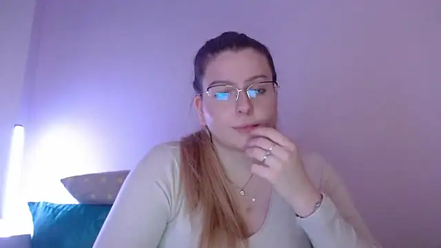 BritneySensual's cam snapshot