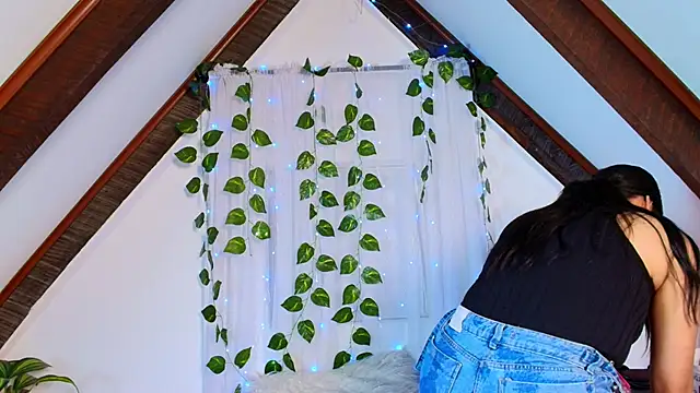 lucia_sweeet's cam snapshot