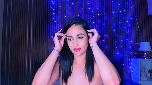 CamillaParis25's cam snapshot