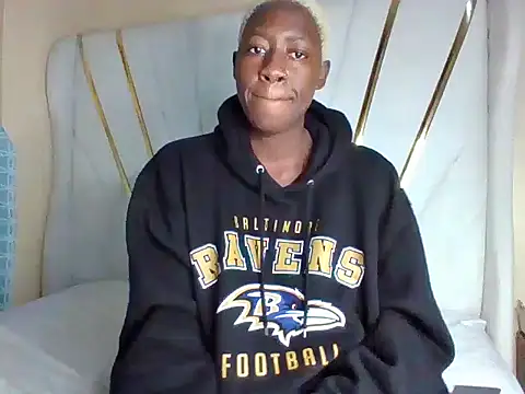 SquirtQueen16's cam snapshot