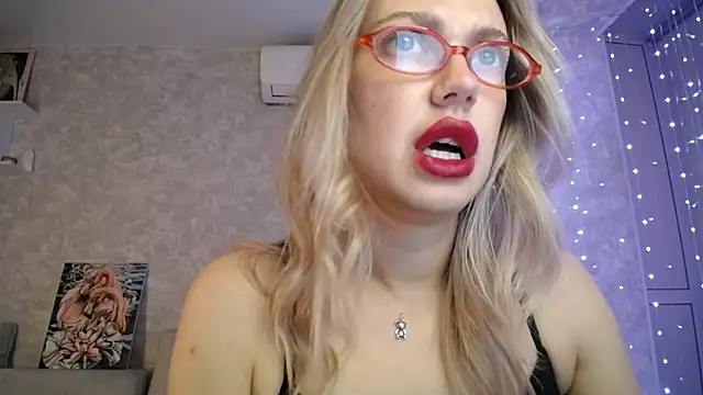 NickyAdamidi's cam snapshot