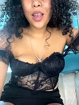 SophieD's cam snapshot