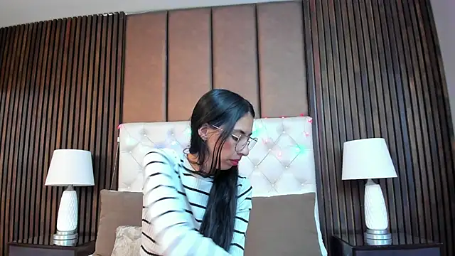 Kendal_Foxxx's cam snapshot