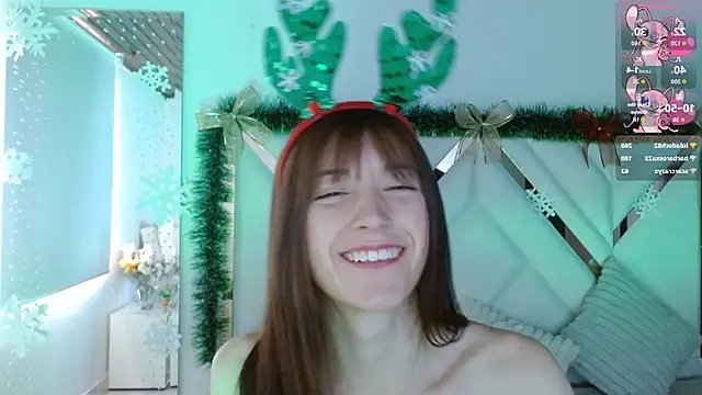 ChloeJohnsoon's cam snapshot