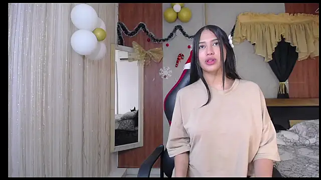 hera_divine's cam snapshot